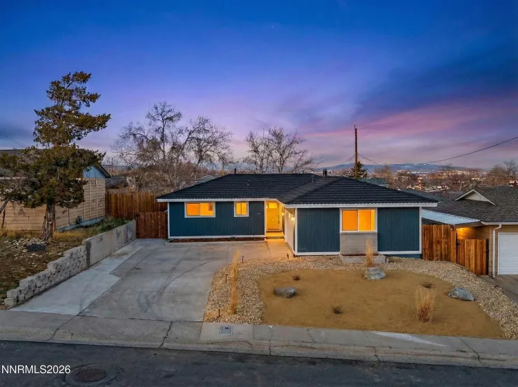 3286 Heights, Reno, Nevada 89503, 3 Bedrooms Bedrooms, ,2 BathroomsBathrooms,Residential,Residential,Heights,260001353