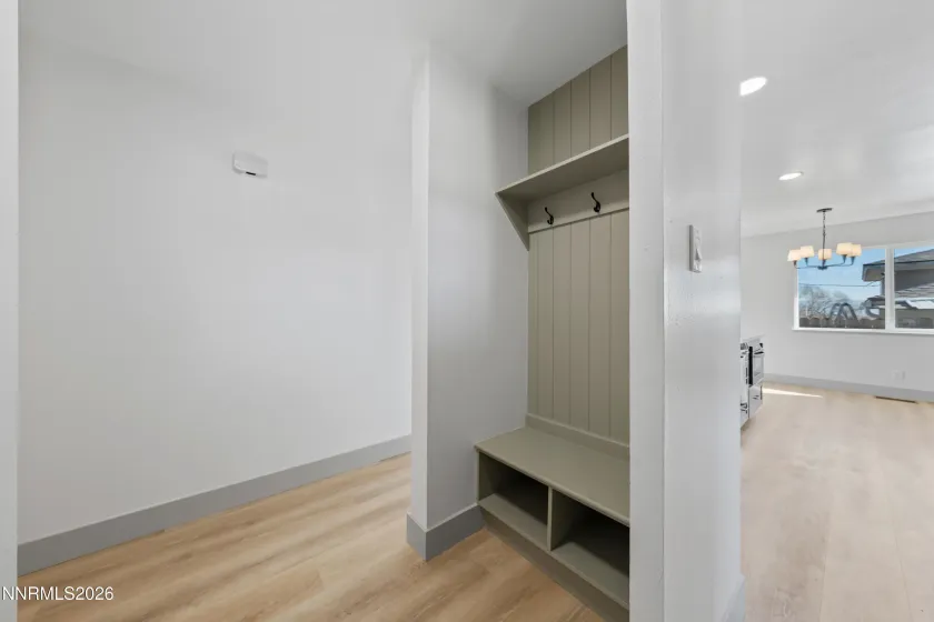 3286 Heights, Reno, Nevada 89503, 3 Bedrooms Bedrooms, ,2 BathroomsBathrooms,Residential,Residential,Heights,260001353