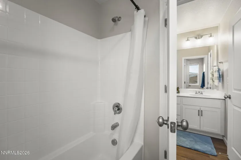 1500 Jett, Indian Hills, Nevada 89705, 4 Bedrooms Bedrooms, ,3 BathroomsBathrooms,Residential,Residential,Jett,260001356