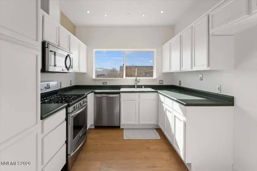 3991 Kettle Rock, Reno, Nevada 89508, 3 Bedrooms Bedrooms, ,2 BathroomsBathrooms,Residential,Residential,Kettle Rock,260001358