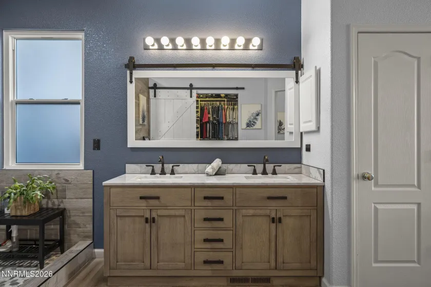6120 Hidden Valley, Reno, Nevada 89502, 3 Bedrooms Bedrooms, ,2 BathroomsBathrooms,Residential,Residential,Hidden Valley,260001366