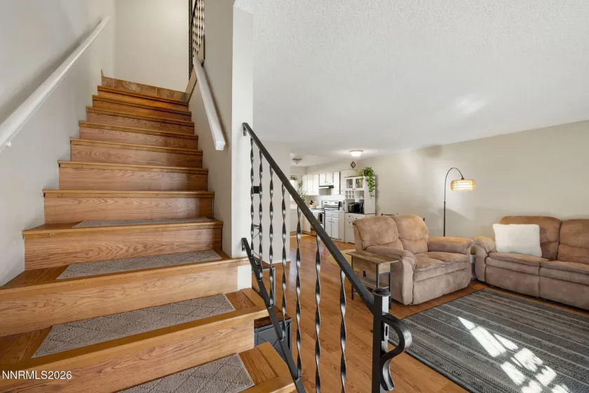 625 Smithridge Park, Reno, Nevada 89502, 2 Bedrooms Bedrooms, ,2 BathroomsBathrooms,Residential,Residential,Smithridge Park,260001363