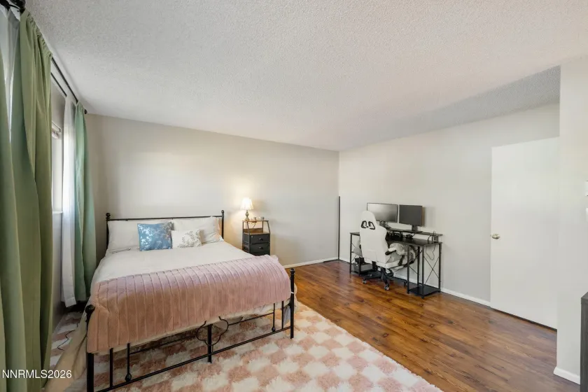 625 Smithridge Park, Reno, Nevada 89502, 2 Bedrooms Bedrooms, ,2 BathroomsBathrooms,Residential,Residential,Smithridge Park,260001363