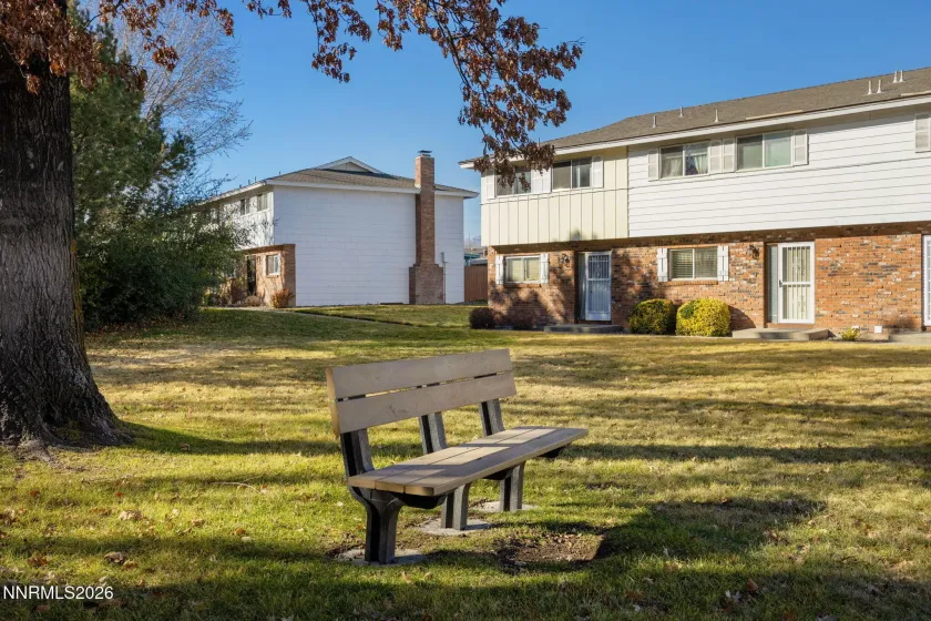 625 Smithridge Park, Reno, Nevada 89502, 2 Bedrooms Bedrooms, ,2 BathroomsBathrooms,Residential,Residential,Smithridge Park,260001363