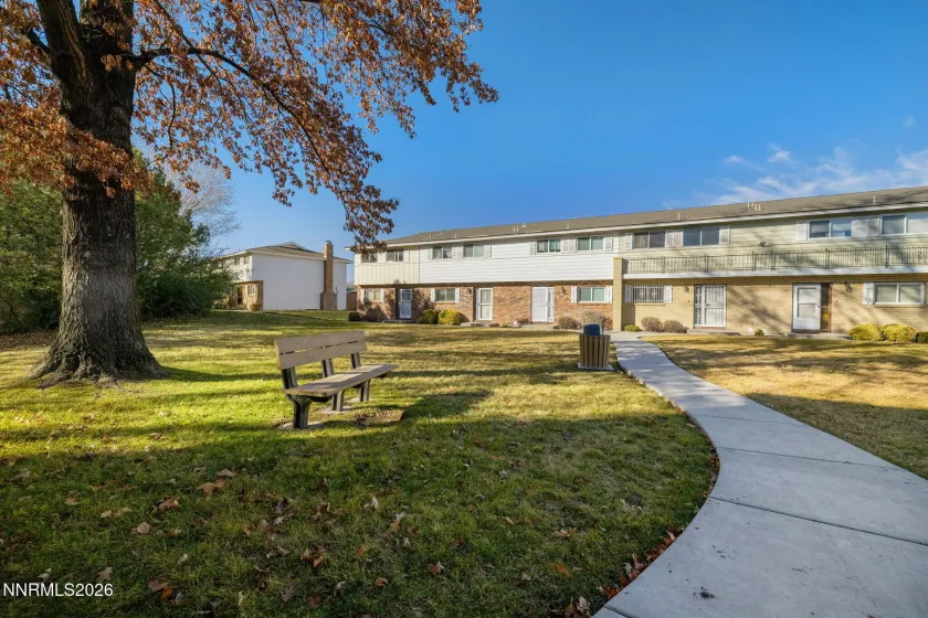 625 Smithridge Park, Reno, Nevada 89502, 2 Bedrooms Bedrooms, ,2 BathroomsBathrooms,Residential,Residential,Smithridge Park,260001363