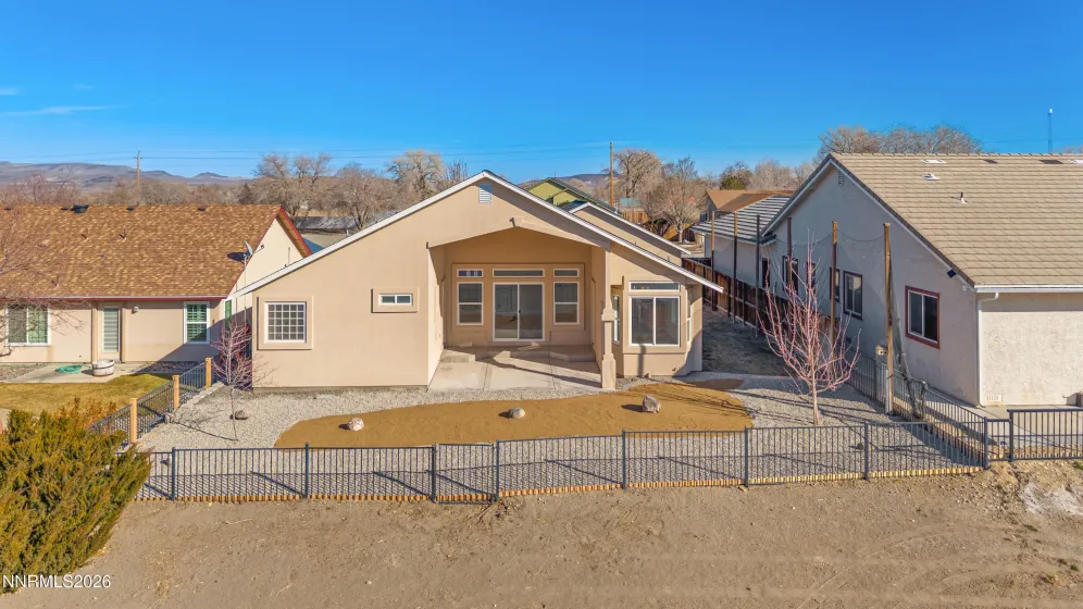 560 Wedge, Fernley, Nevada 89408, 3 Bedrooms Bedrooms, ,2 BathroomsBathrooms,Residential,Residential,Wedge,260001368