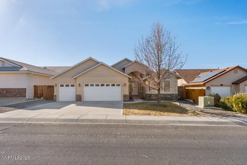 560 Wedge, Fernley, Nevada 89408, 3 Bedrooms Bedrooms, ,2 BathroomsBathrooms,Residential,Residential,Wedge,260001368
