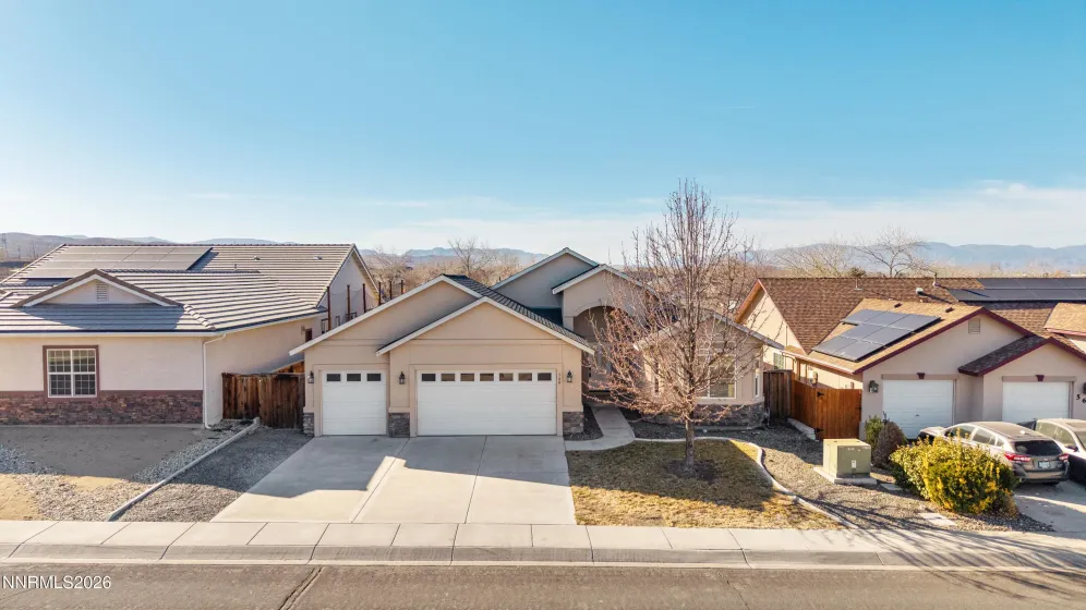 560 Wedge, Fernley, Nevada 89408, 3 Bedrooms Bedrooms, ,2 BathroomsBathrooms,Residential,Residential,Wedge,260001368