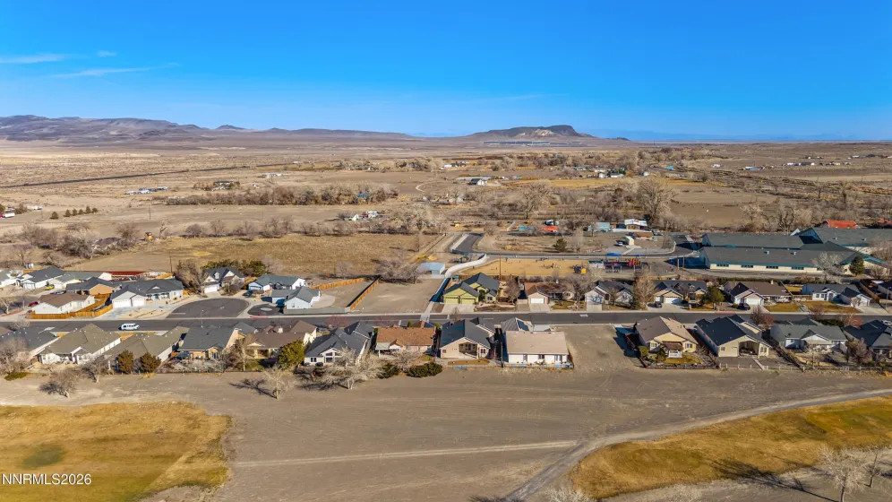 560 Wedge, Fernley, Nevada 89408, 3 Bedrooms Bedrooms, ,2 BathroomsBathrooms,Residential,Residential,Wedge,260001368