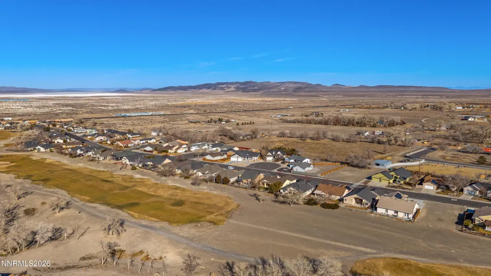 560 Wedge, Fernley, Nevada 89408, 3 Bedrooms Bedrooms, ,2 BathroomsBathrooms,Residential,Residential,Wedge,260001368