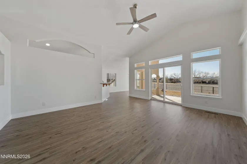 560 Wedge, Fernley, Nevada 89408, 3 Bedrooms Bedrooms, ,2 BathroomsBathrooms,Residential,Residential,Wedge,260001368