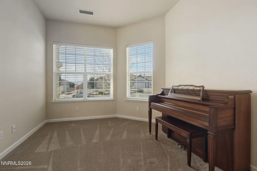 7901 Orange Plains, Sparks, Nevada 89436, 4 Bedrooms Bedrooms, ,3 BathroomsBathrooms,Residential,Residential,Orange Plains,260001377