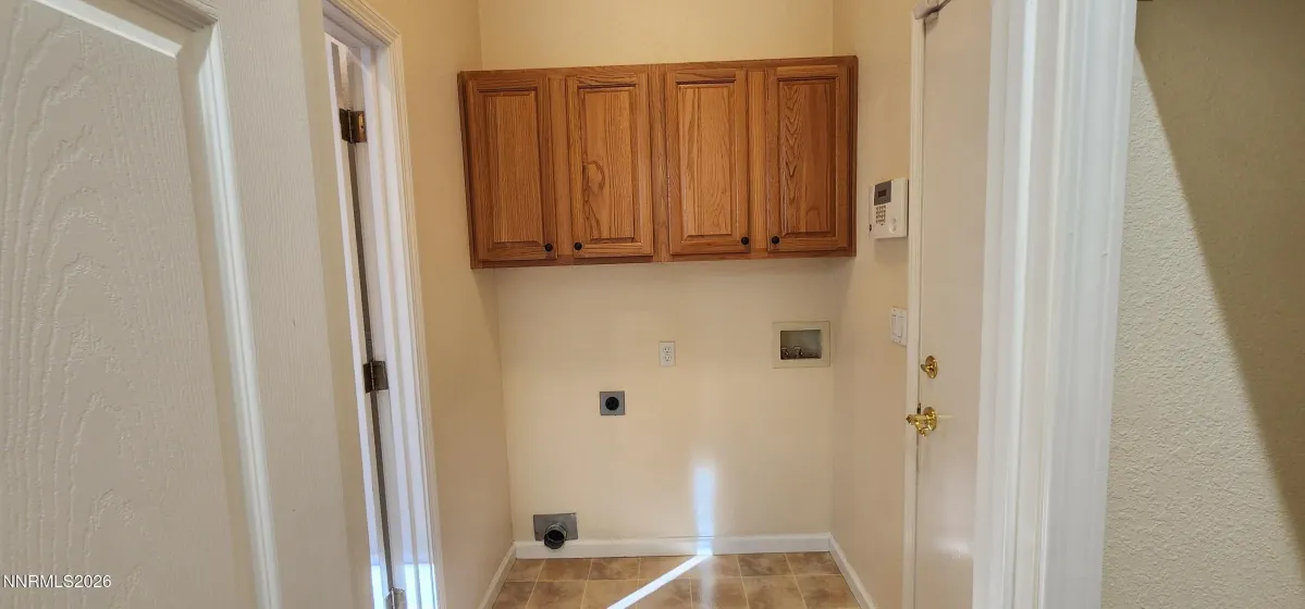 474 Sierra Leaf, Reno, Nevada 89511, 3 Bedrooms Bedrooms, ,2 BathroomsBathrooms,Residential,Residential,Sierra Leaf,260001396