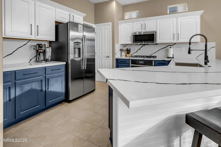 1165 Harbour Cove, Sparks, Nevada 89434, 3 Bedrooms Bedrooms, ,4 BathroomsBathrooms,Residential Lease,Manufactured,Harbour Cove,0,260001399