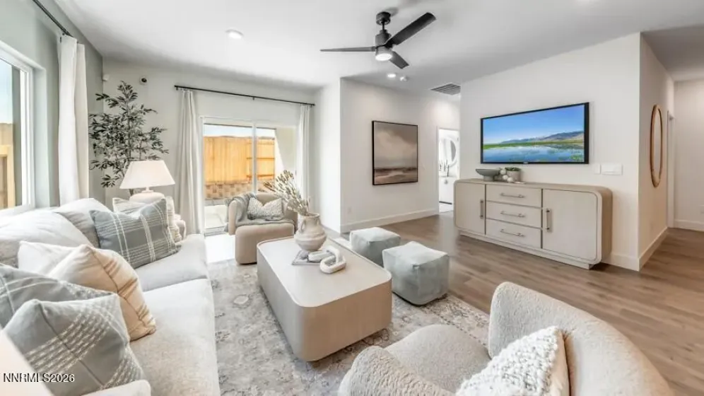 4317 Painted Cloud, Sparks, Nevada 89436, 5 Bedrooms Bedrooms, ,3 BathroomsBathrooms,Residential,Residential,Painted Cloud,260001403