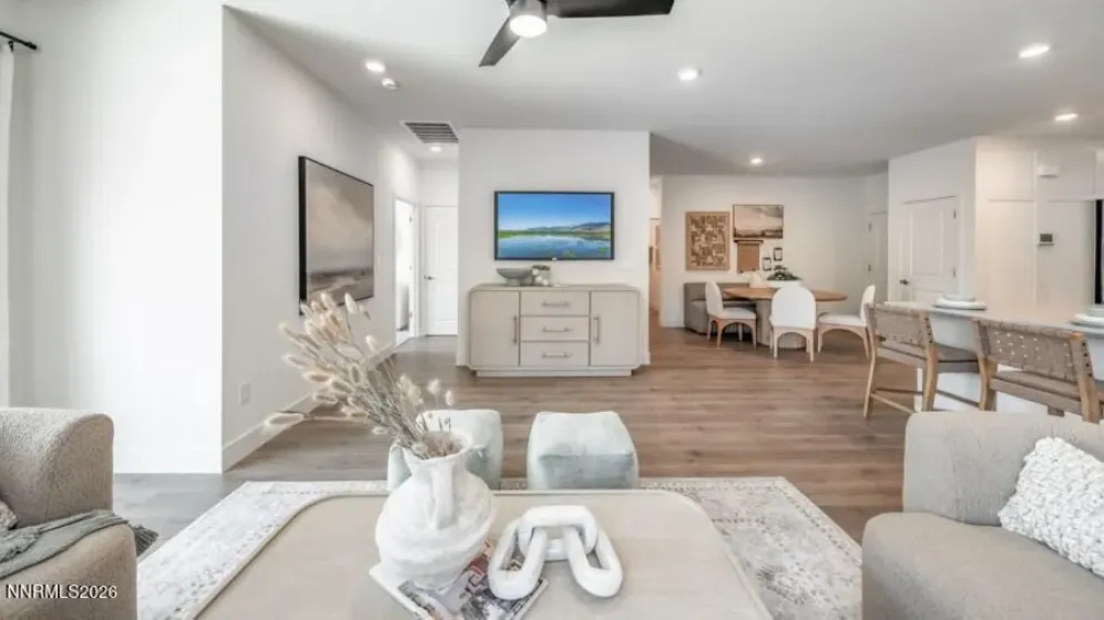 4317 Painted Cloud, Sparks, Nevada 89436, 5 Bedrooms Bedrooms, ,3 BathroomsBathrooms,Residential,Residential,Painted Cloud,260001403