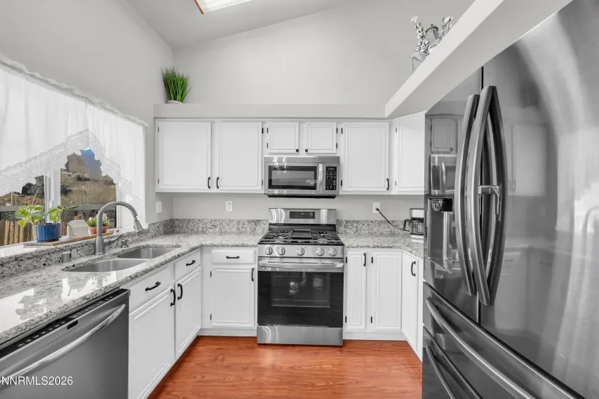 7275 Lindsey, Sparks, Nevada 89436, 3 Bedrooms Bedrooms, ,3 BathroomsBathrooms,Residential,Residential,Lindsey,260001404