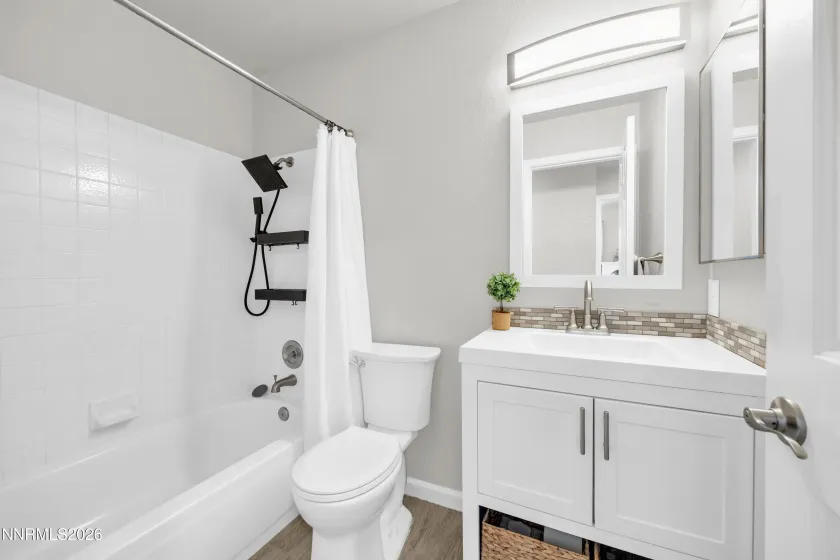 7275 Lindsey, Sparks, Nevada 89436, 3 Bedrooms Bedrooms, ,3 BathroomsBathrooms,Residential,Residential,Lindsey,260001404