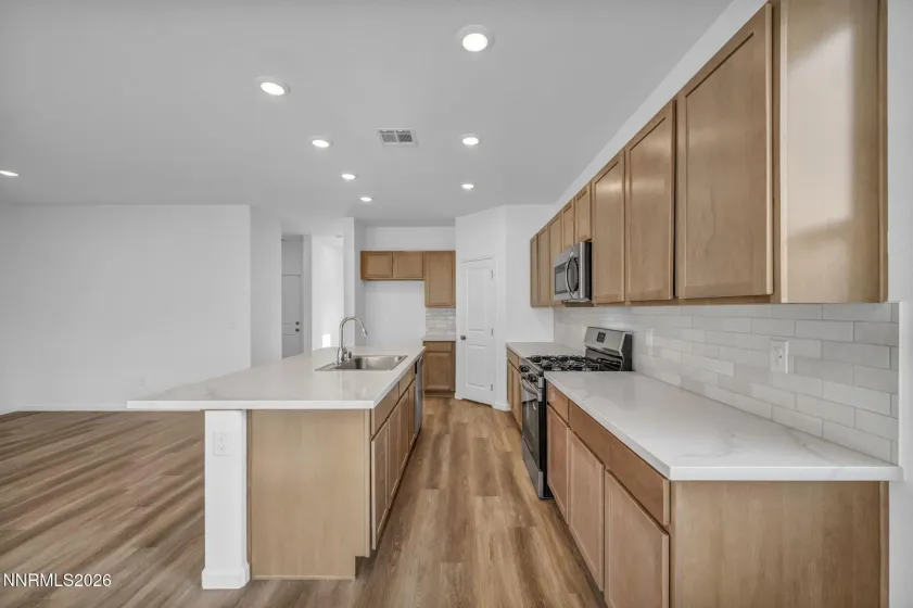 690 Patrician, Reno, Nevada 89506, 4 Bedrooms Bedrooms, ,3 BathroomsBathrooms,Residential,Residential,Patrician,260001406