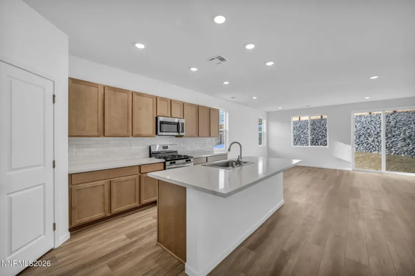 690 Patrician, Reno, Nevada 89506, 4 Bedrooms Bedrooms, ,3 BathroomsBathrooms,Residential,Residential,Patrician,260001406