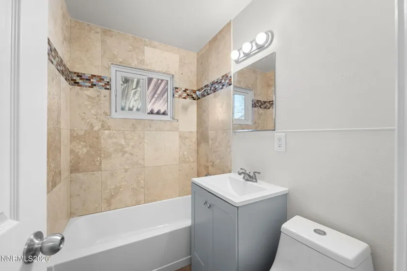 14 Greenbrae, Sparks, Nevada 89431, 3 Bedrooms Bedrooms, ,1 BathroomBathrooms,Residential,Residential,Greenbrae,260001408