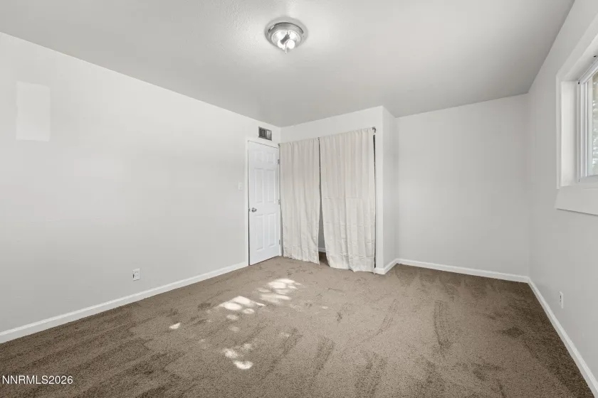 14 Greenbrae, Sparks, Nevada 89431, 3 Bedrooms Bedrooms, ,1 BathroomBathrooms,Residential,Residential,Greenbrae,260001408