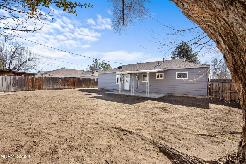 14 Greenbrae, Sparks, Nevada 89431, 3 Bedrooms Bedrooms, ,1 BathroomBathrooms,Residential,Residential,Greenbrae,260001408