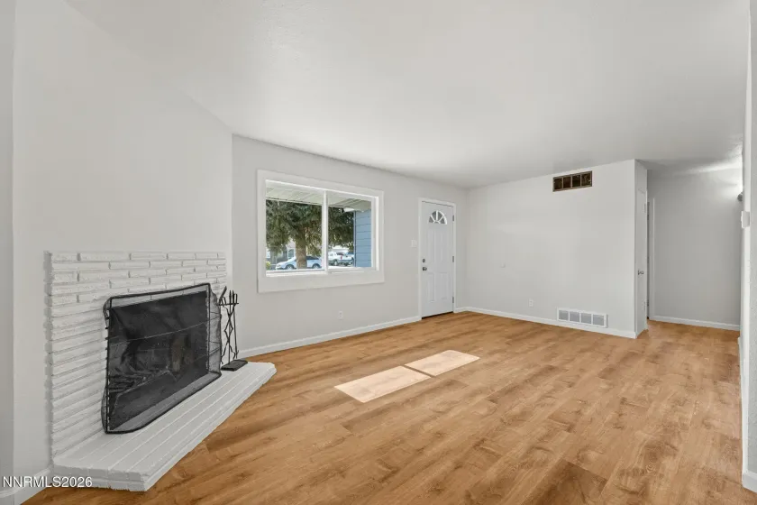 14 Greenbrae, Sparks, Nevada 89431, 3 Bedrooms Bedrooms, ,1 BathroomBathrooms,Residential,Residential,Greenbrae,260001408