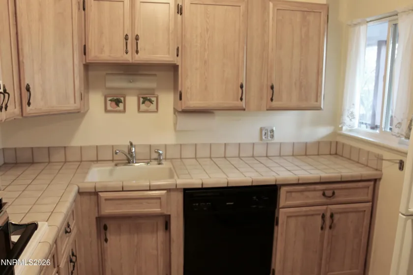 1940 4th, Sparks, Nevada 89431, 2 Bedrooms Bedrooms, ,1 BathroomBathrooms,Residential,Residential,4th,260001375