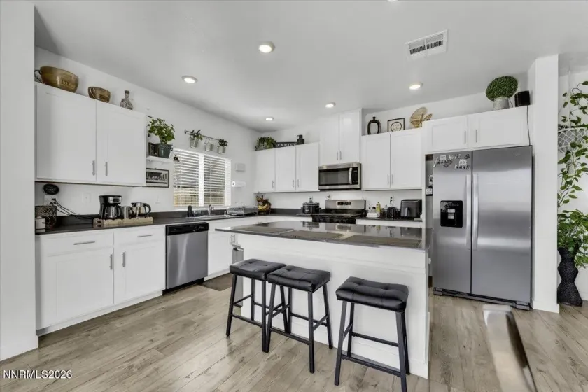 504 Winter Sky, Reno, Nevada 89506, 4 Bedrooms Bedrooms, ,3 BathroomsBathrooms,Residential,Residential,Winter Sky,260001382