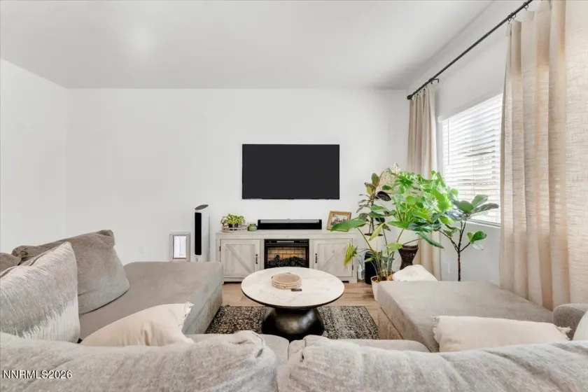 504 Winter Sky, Reno, Nevada 89506, 4 Bedrooms Bedrooms, ,3 BathroomsBathrooms,Residential,Residential,Winter Sky,260001382