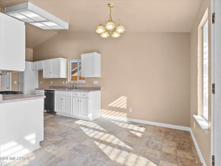 638 Brook, Fernley, Nevada 89408, 3 Bedrooms Bedrooms, ,2 BathroomsBathrooms,Residential,Residential,Brook,260001383