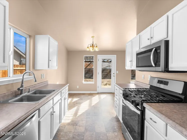 638 Brook, Fernley, Nevada 89408, 3 Bedrooms Bedrooms, ,2 BathroomsBathrooms,Residential,Residential,Brook,260001383