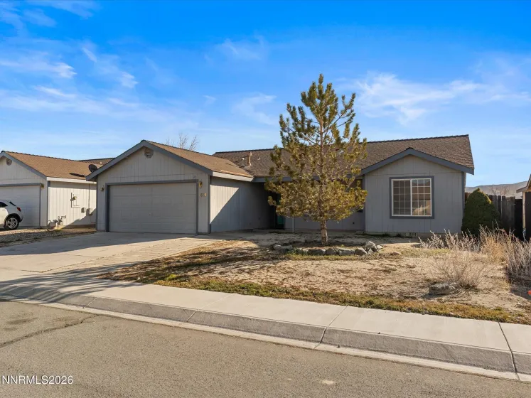 638 Brook, Fernley, Nevada 89408, 3 Bedrooms Bedrooms, ,2 BathroomsBathrooms,Residential,Residential,Brook,260001383