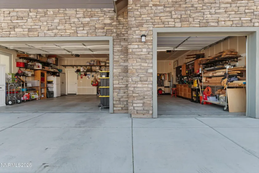 313 San Roma, Dayton, Nevada 89403, 4 Bedrooms Bedrooms, ,4 BathroomsBathrooms,Residential,Residential,San Roma,260001385