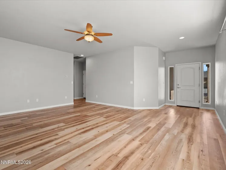 143 Walnut, Fernley, Nevada 89408, 3 Bedrooms Bedrooms, ,2 BathroomsBathrooms,Residential,Residential,Walnut,260001388