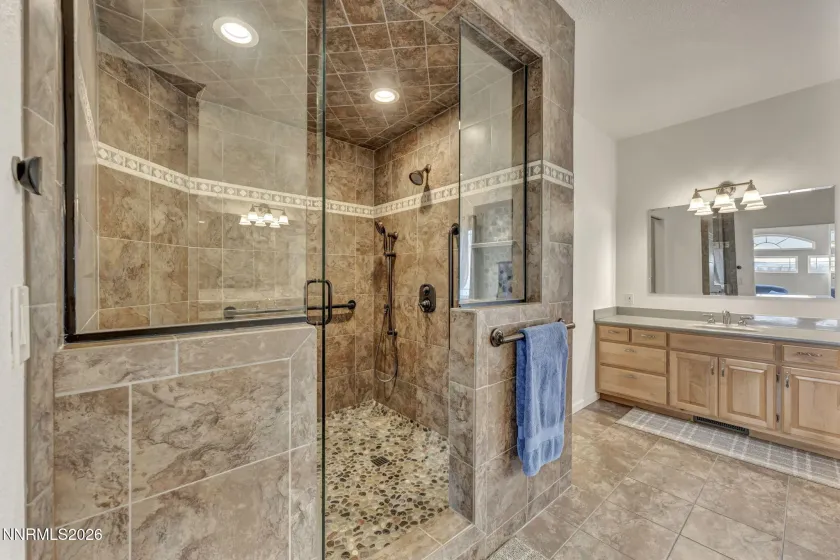 421 Silver Star, Yerington, Nevada 89447, 4 Bedrooms Bedrooms, ,3 BathroomsBathrooms,Residential,Residential,Silver Star,260001390