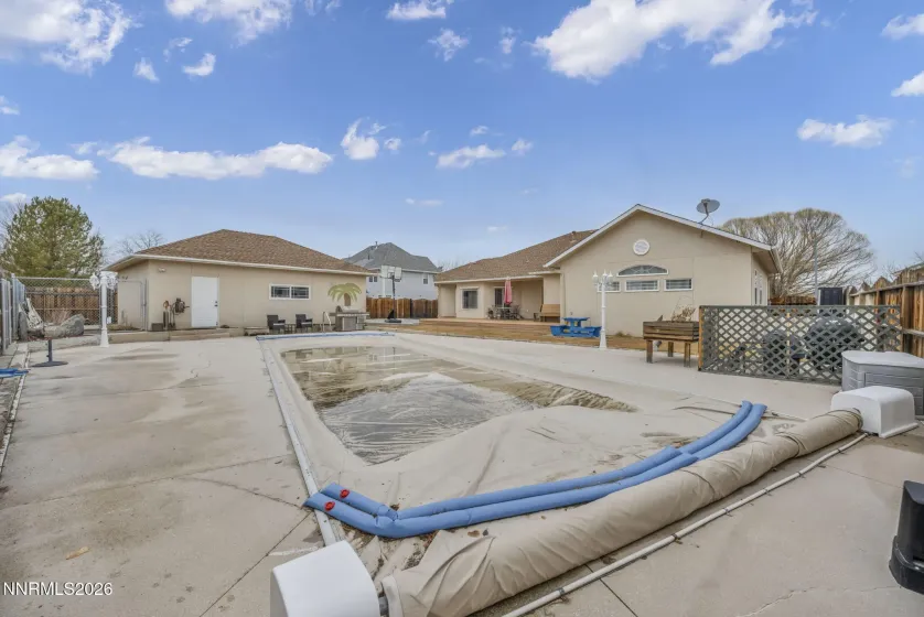 421 Silver Star, Yerington, Nevada 89447, 4 Bedrooms Bedrooms, ,3 BathroomsBathrooms,Residential,Residential,Silver Star,260001390
