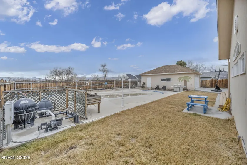 421 Silver Star, Yerington, Nevada 89447, 4 Bedrooms Bedrooms, ,3 BathroomsBathrooms,Residential,Residential,Silver Star,260001390