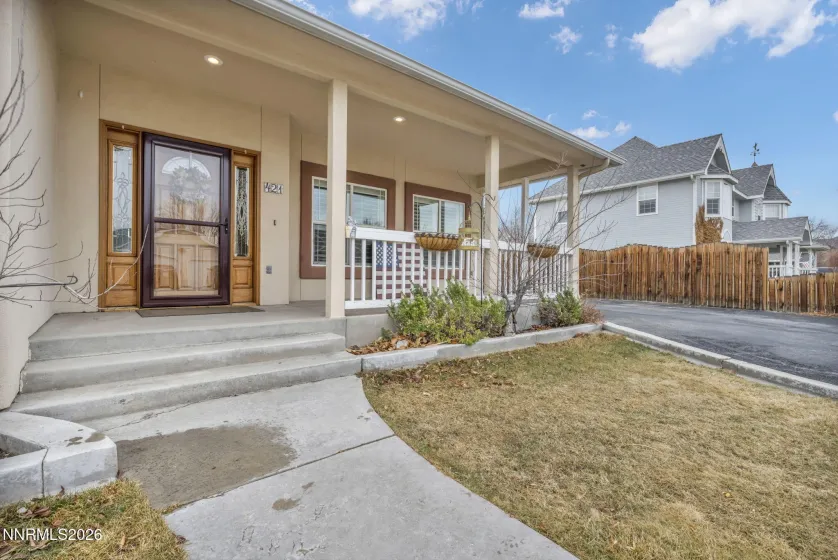 421 Silver Star, Yerington, Nevada 89447, 4 Bedrooms Bedrooms, ,3 BathroomsBathrooms,Residential,Residential,Silver Star,260001390