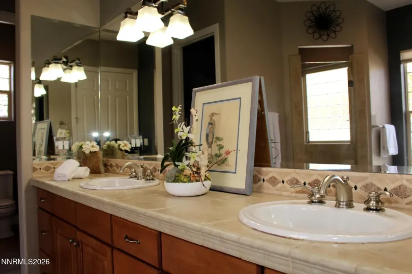 5025 Landybank, Reno, Nevada 89519, 4 Bedrooms Bedrooms, ,4 BathroomsBathrooms,Residential,Residential,Landybank,260001420