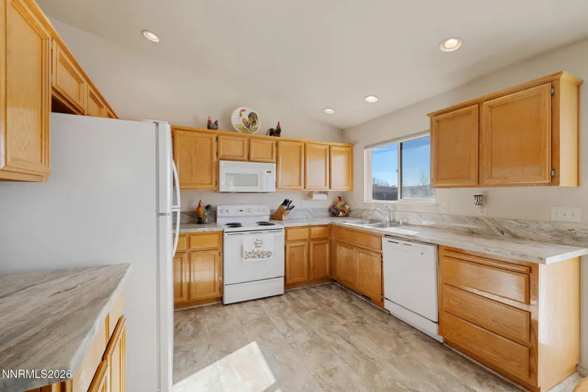 754 Tamsen, Fernley, Nevada 89408, 3 Bedrooms Bedrooms, ,2 BathroomsBathrooms,Residential,Residential,Tamsen,260001421