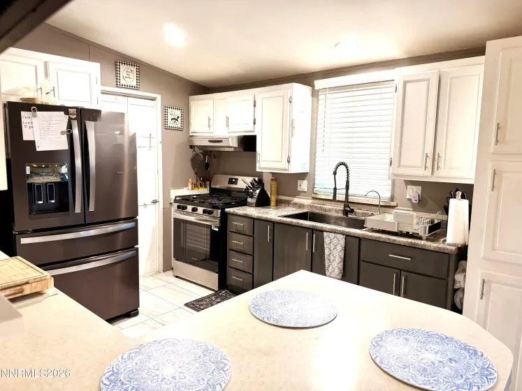 220 Bastian, Battle Mountain, Nevada 89820, 4 Bedrooms Bedrooms, ,2 BathroomsBathrooms,Residential,Residential,Bastian,250059384