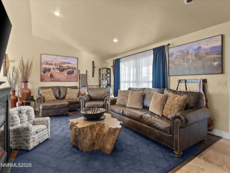 13 St Andrews, Yerington, Nevada 89447, 3 Bedrooms Bedrooms, ,2 BathroomsBathrooms,Residential,Residential,St Andrews,260001424