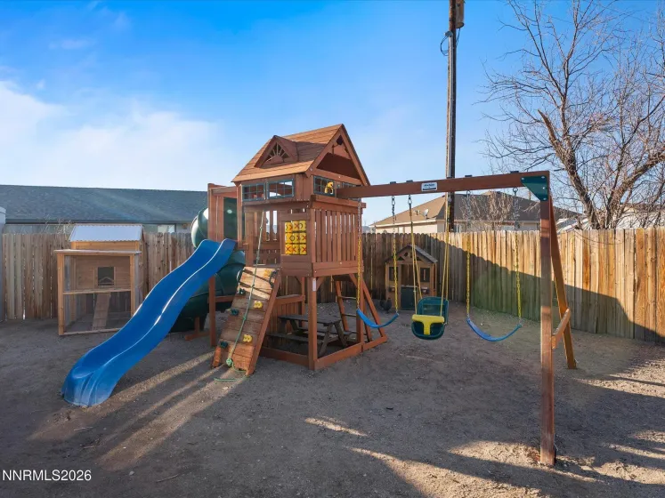 13 St Andrews, Yerington, Nevada 89447, 3 Bedrooms Bedrooms, ,2 BathroomsBathrooms,Residential,Residential,St Andrews,260001424