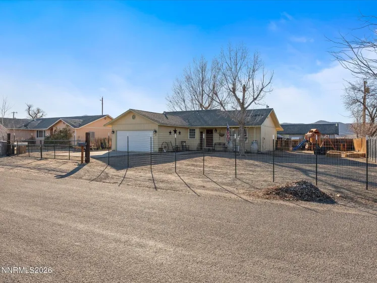 13 St Andrews, Yerington, Nevada 89447, 3 Bedrooms Bedrooms, ,2 BathroomsBathrooms,Residential,Residential,St Andrews,260001424