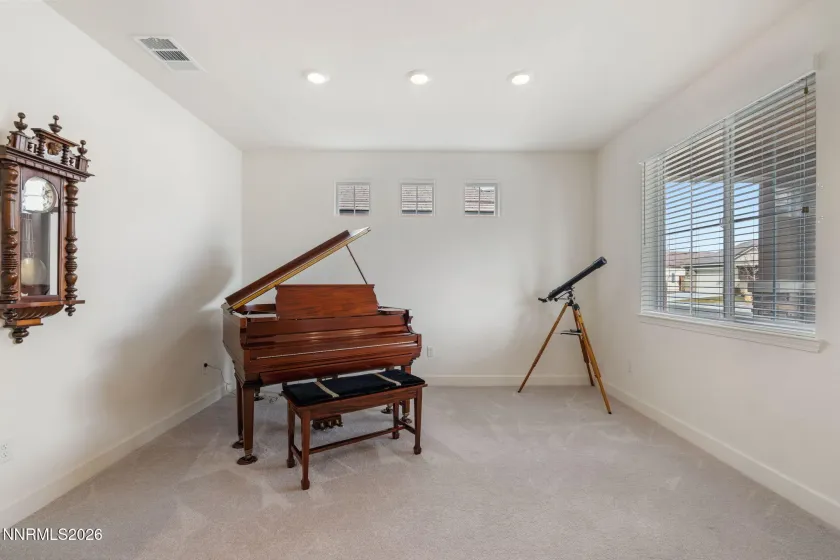 6407 Bucking Horse, Sparks, Nevada 89436, 3 Bedrooms Bedrooms, ,2 BathroomsBathrooms,Residential,Residential,Bucking Horse,260001426