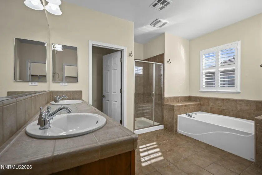 6953 Sacred, Sparks, Nevada 89436, 3 Bedrooms Bedrooms, ,3 BathroomsBathrooms,Residential,Residential,Sacred,260001428