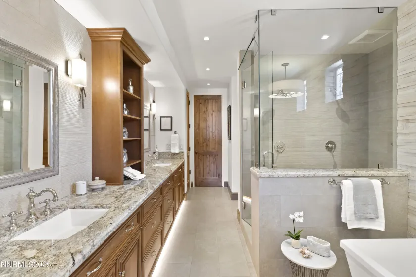 14275 Black Eagle, Reno, Nevada 89511, 4 Bedrooms Bedrooms, ,4 BathroomsBathrooms,Residential,Residential,Black Eagle,260001427