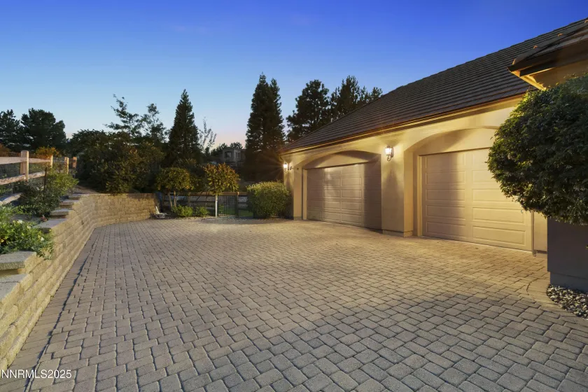 14275 Black Eagle, Reno, Nevada 89511, 4 Bedrooms Bedrooms, ,4 BathroomsBathrooms,Residential,Residential,Black Eagle,260001427